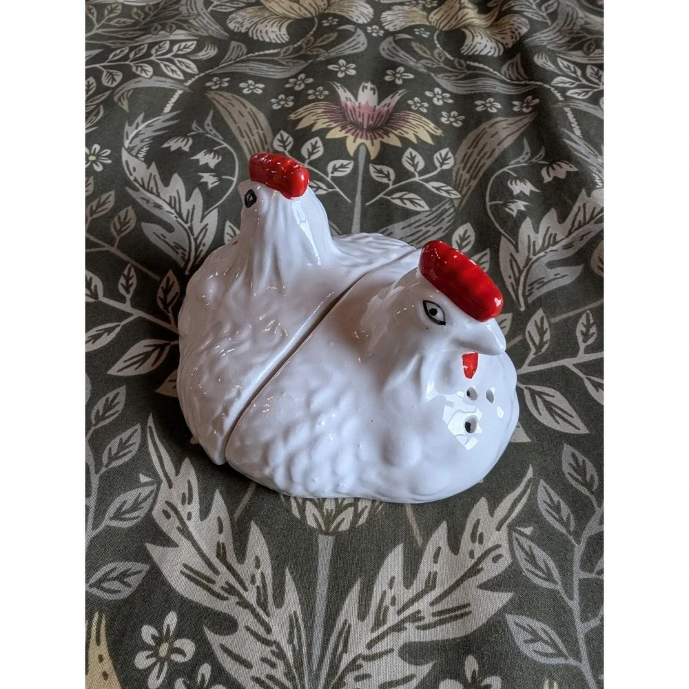Vintage Chicken Salt and Pepper Shakers Split In Half Farm Cottagecore Grandma